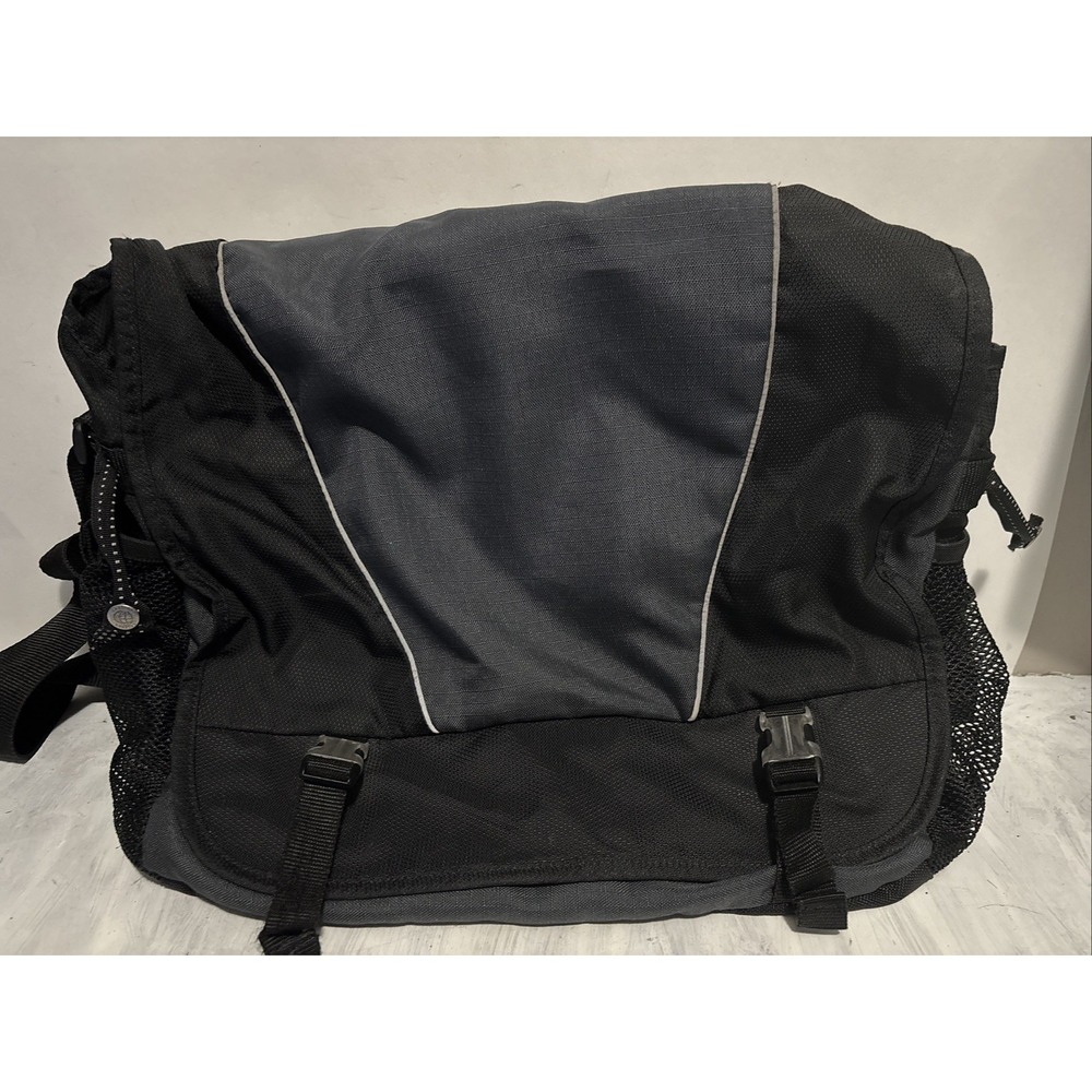 Eastpak Messenger bag cross body One Strap Hanging On By A Thread 17"
